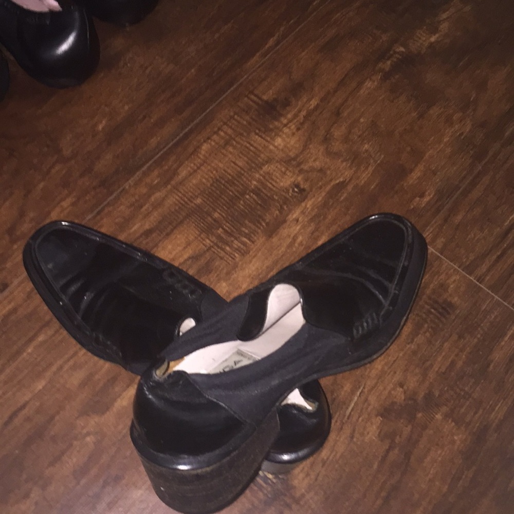 Black narrow ViA Spiga Boots.   Size 7 AA,